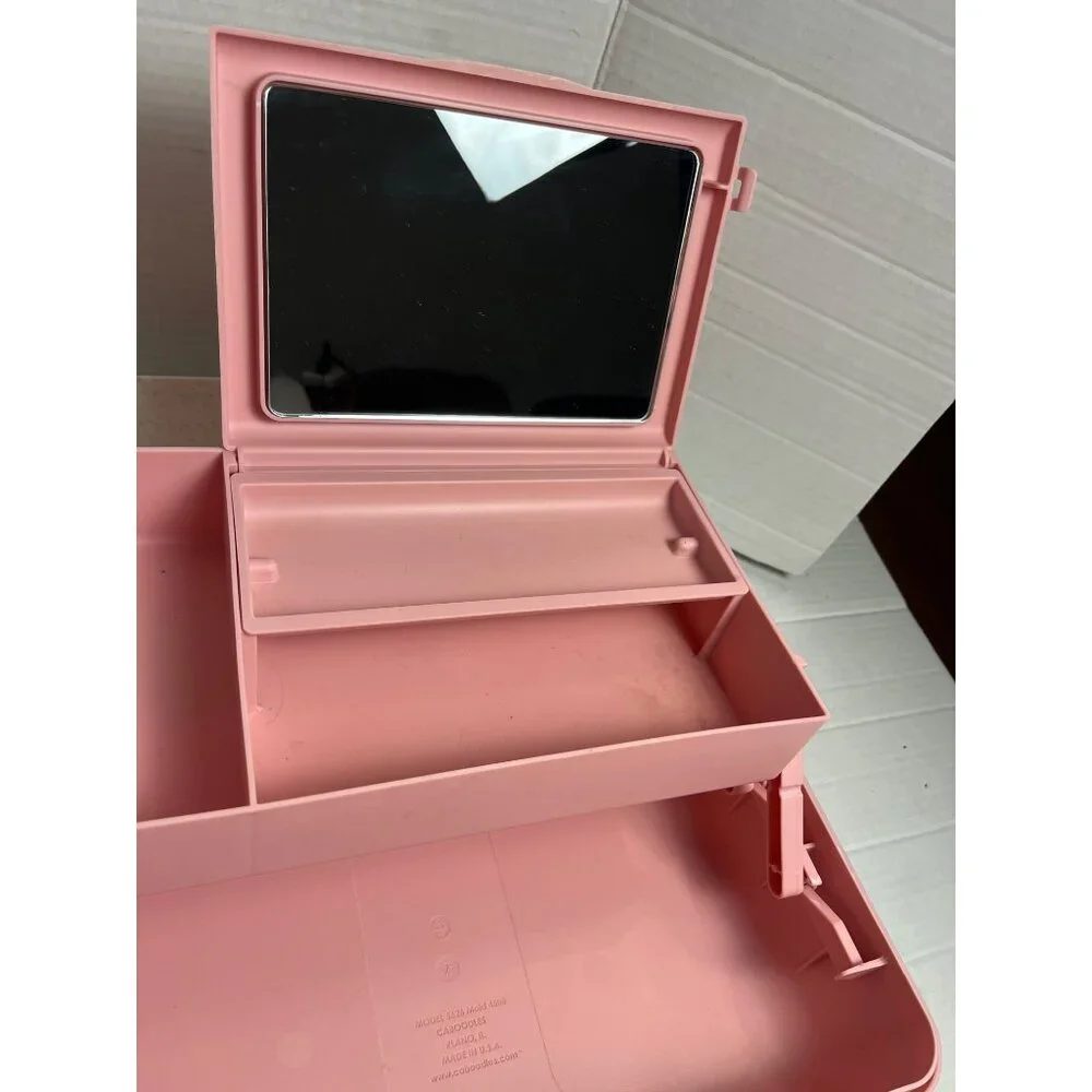 Vintage Caboodles Large Pink & White Speckled Makeup With Fold-Out Tray & Mirror